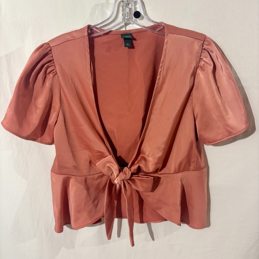 Wild Fable Satin Tie Front Flutter Sleeve‎ Top Pink